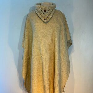 Vintage pullover wool knit turtleneck poncho cream/off-white